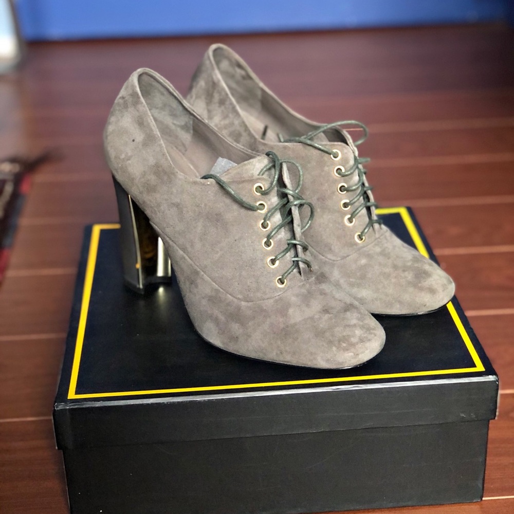 Pour La Victoire FAWCETT suede booties - Picture 1 of 6
